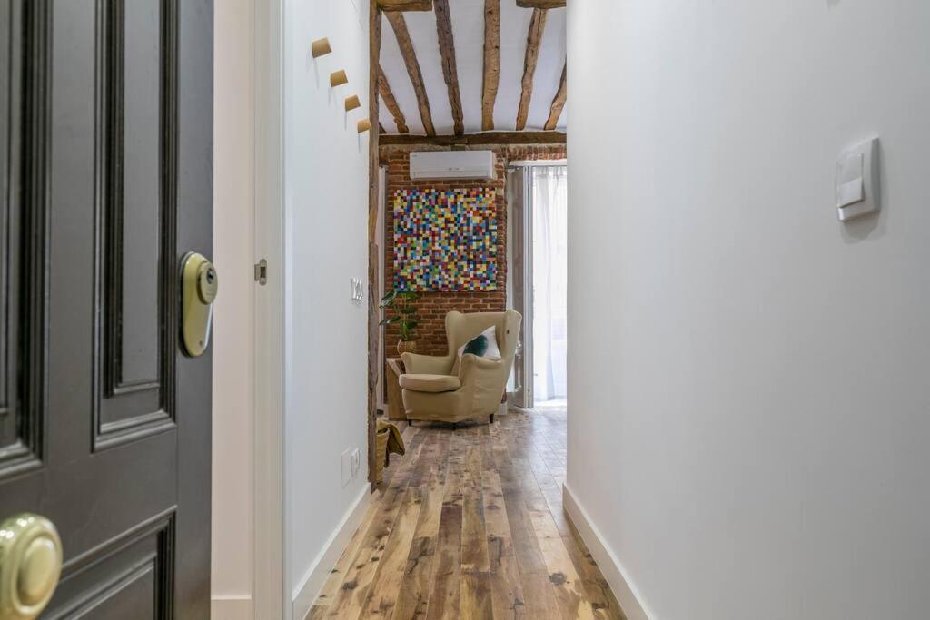 Bonito Apartamento En Tipica Corrala En El Centro De Madrid Esterno foto