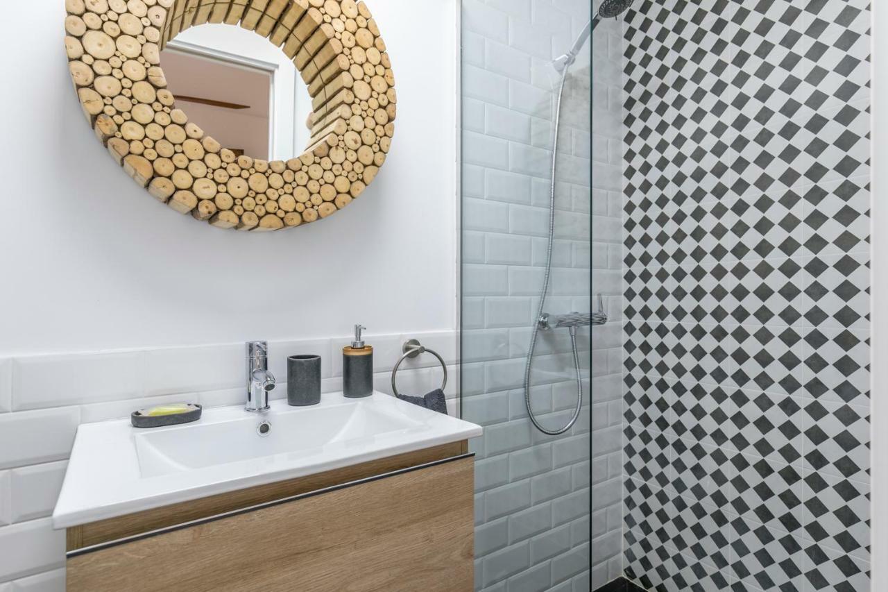 Bonito Apartamento En Tipica Corrala En El Centro De Madrid Esterno foto